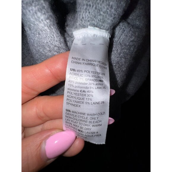 Chico's‎ Gray Herringbone Knit Sweater Size 2 Med. Cozy Comfy Preppy Classic Y2K - Picture 6 of 7